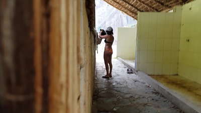 સ્પેનિશ યુનિવર્સિટીના સાથીદાર પર જાસૂસી કેમેરા